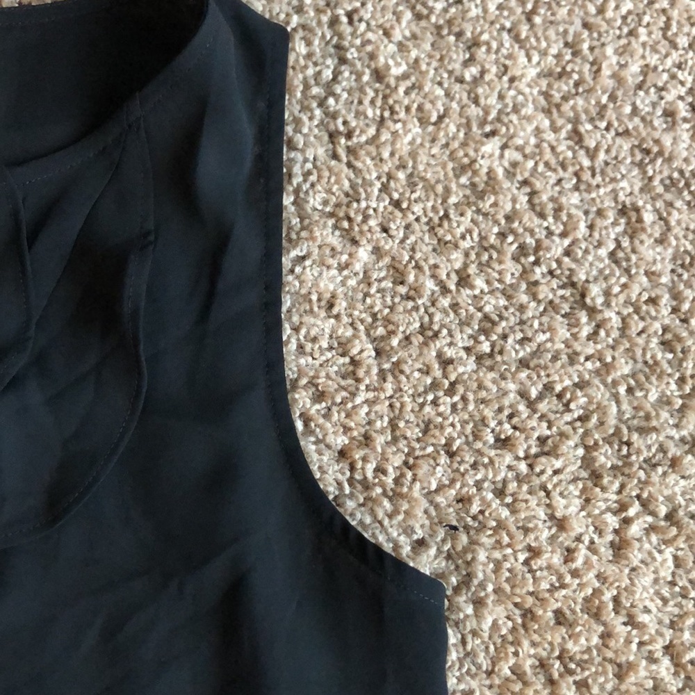 WHBM Black Ruffle-Front Shell Size 8 - Picture 8 of 10